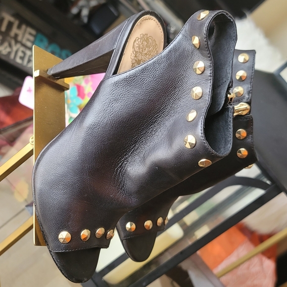 VC-Abbia Vince Camuto Heels - Picture 7 of 9